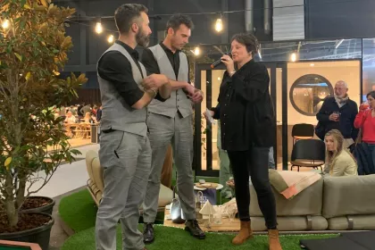 Bigger view of interview op beurs